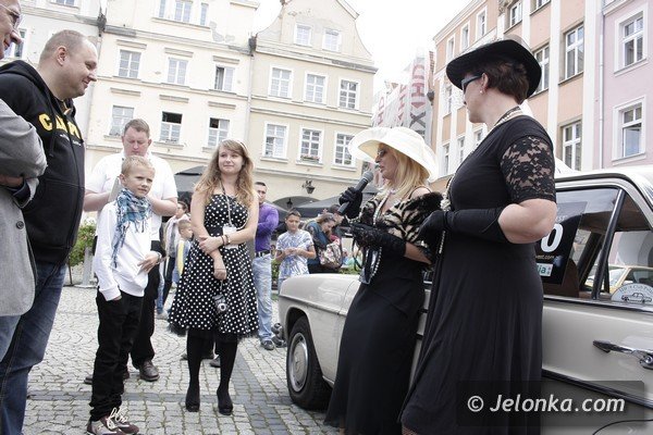 wspaniae-maszyny-na-placu-ratuszowym-foto-42039