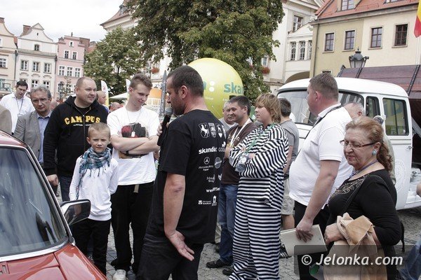 wspaniae-maszyny-na-placu-ratuszowym-foto-42039