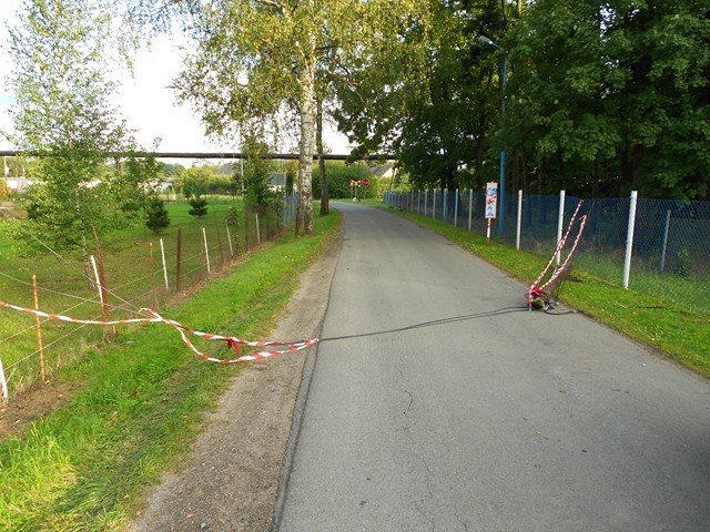 supy-telekomunikacyjne-spady-na-ulice-42049