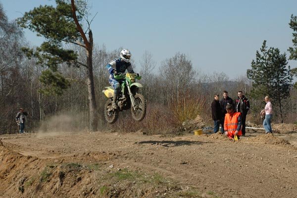 cross-na-pierwszym-planie-nowe-zdjecia-4207
