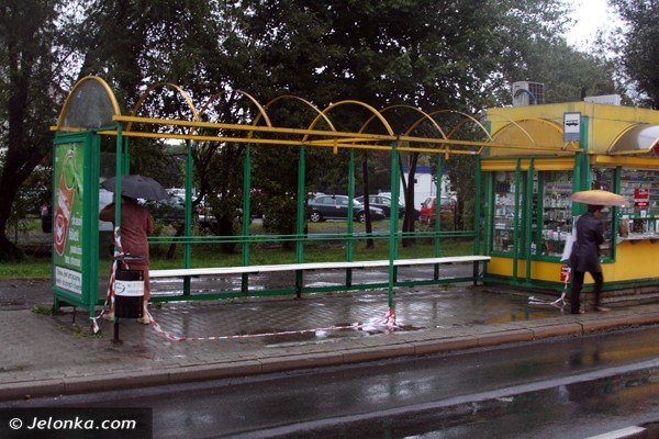wymieniaja-kolejne-wiaty-bedzie-rowniez-wiata-przy-al-jana-pawa-ii-42089