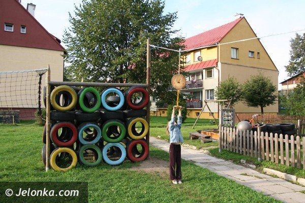mieszkancy-malinnika-walcza-o-rozbudowe-placu-zabaw-i-czekaja-na-radnego-foto-42103