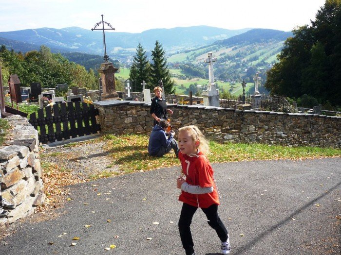 wystartowali-w-biegu-gorskim-w-paseky-nad-jizerou-foto-42304