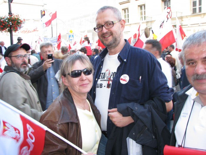 jeleniogorzanie-licznie-uczestniczyli-w-marszu-obudz-sie-polsko-42328