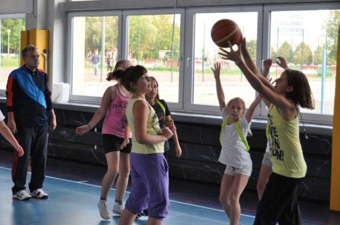 klasa-4-e-bez-porazki-w-wichos-mini-basket-lidze-foto-42335