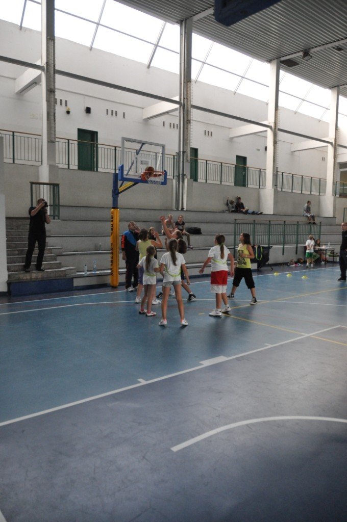 klasa-4-e-bez-porazki-w-wichos-mini-basket-lidze-foto-42335