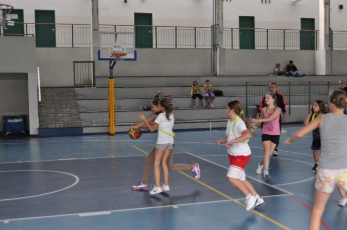 klasa-4-e-bez-porazki-w-wichos-mini-basket-lidze-foto-42335