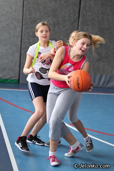 klasa-4-e-bez-porazki-w-wichos-mini-basket-lidze-foto-42335