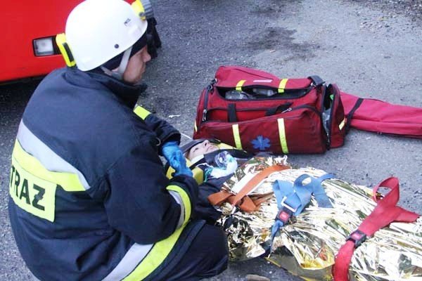 wypadek-autobusu-i-kilku-aut-ponad-50-osob-poszkodowanych-na-szczescie-to-cwiczenia-foto-42509
