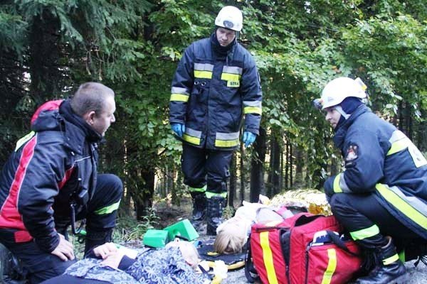 wypadek-autobusu-i-kilku-aut-ponad-50-osob-poszkodowanych-na-szczescie-to-cwiczenia-foto-42509