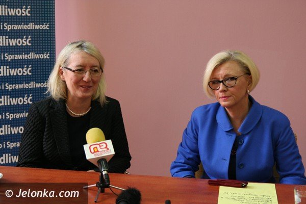 posanka-barbara-bubula-w-jeleniej-gorze-o-telewizji-cyfrowej-i-mediach-lokalnych-42561