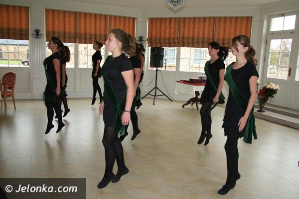powiatowy-dzien-edukacji-narodowej-w-staniszowskim-paacu-foto-42580
