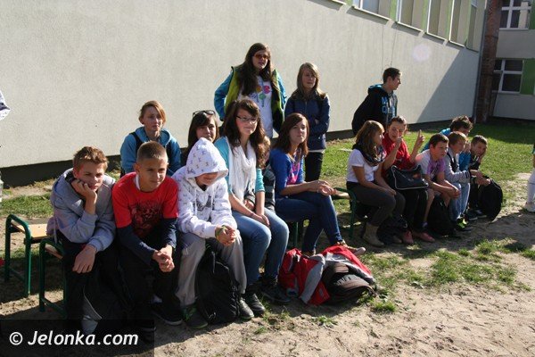 nowe-boisko-na-jeleniogorskim-zabobrzu-foto-42598