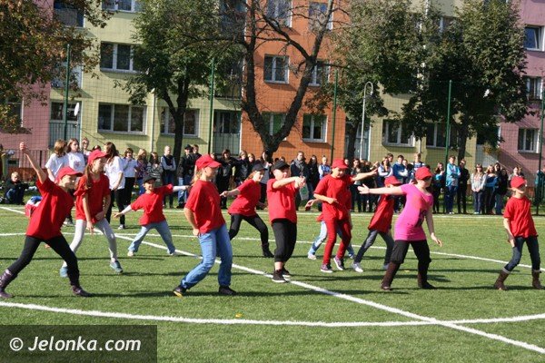 nowe-boisko-na-jeleniogorskim-zabobrzu-foto-42598
