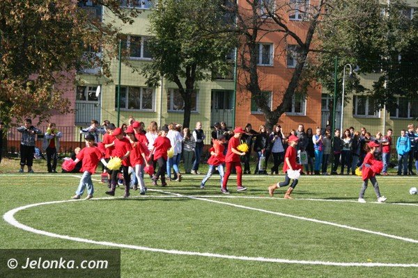 nowe-boisko-na-jeleniogorskim-zabobrzu-foto-42598