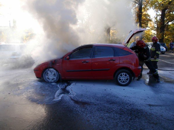 auto-sponeo-przy-urzedzie-skarbowym-foto-42642