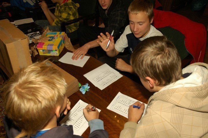 modzi-z-mosu-nadawali-na-falach-alfabetem-morsa-foto-42689