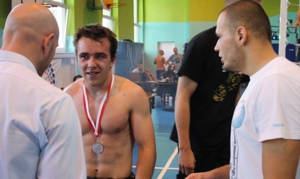 szesciu-jeleniogorskich-fighterow-wystartowao-w-zarach-foto-42706