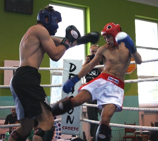 szesciu-jeleniogorskich-fighterow-wystartowao-w-zarach-foto-42706