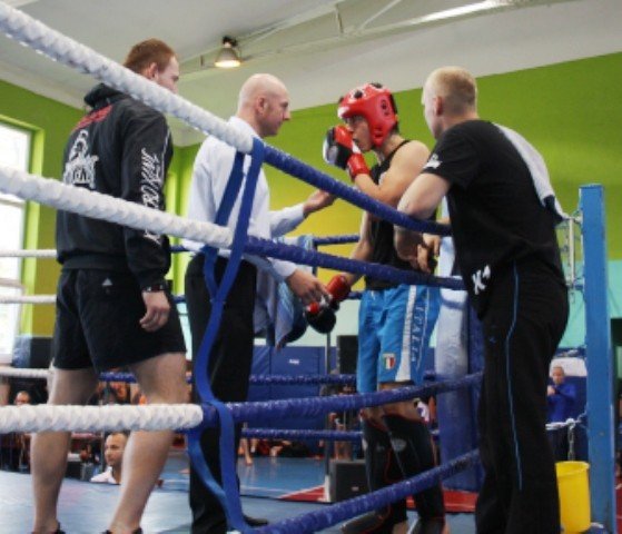 szesciu-jeleniogorskich-fighterow-wystartowao-w-zarach-foto-42706