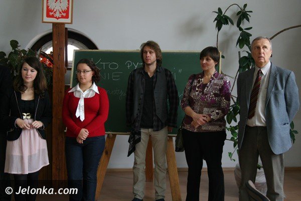 przeglad-zywych-ksiag-w-jeleniogorskim-ii-lo-foto-42728