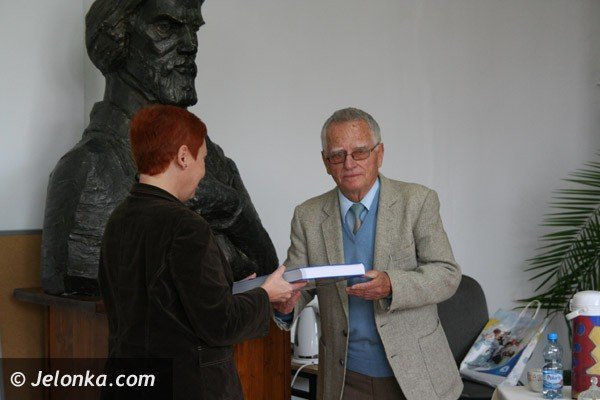 przeglad-zywych-ksiag-w-jeleniogorskim-ii-lo-foto-42728