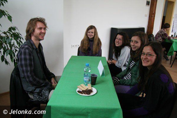 przeglad-zywych-ksiag-w-jeleniogorskim-ii-lo-foto-42728