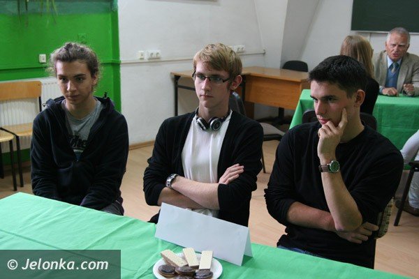 przeglad-zywych-ksiag-w-jeleniogorskim-ii-lo-foto-42728