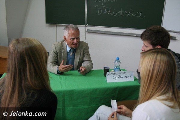 przeglad-zywych-ksiag-w-jeleniogorskim-ii-lo-foto-42728