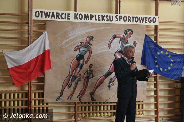 uczniowie-przy-ul-grunwaldzkiej-maja-nowe-boiska-foto-42751