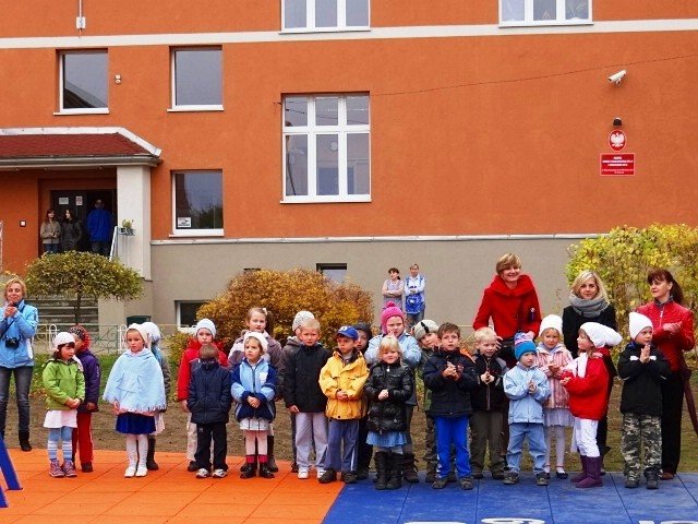 nowy-plac-zabaw-w-sobieszowie-juz-suzy-dzieciom-foto-42755