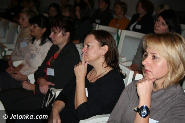 w-cieplicach-trwa-debata-o-pielegniarstwie-operacyjnym-foto-42765