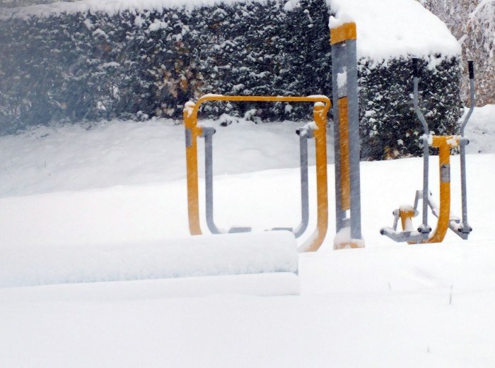 fitnes-na-wzgorzu-kosciuszki-jeleniogorzanie-cwicza-tu-nawet-w-sniegu-foto-42786