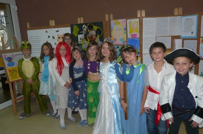 dzieci-ze-szkoy-707-odbyy-podroz-w-kraine-disneya-foto-42804