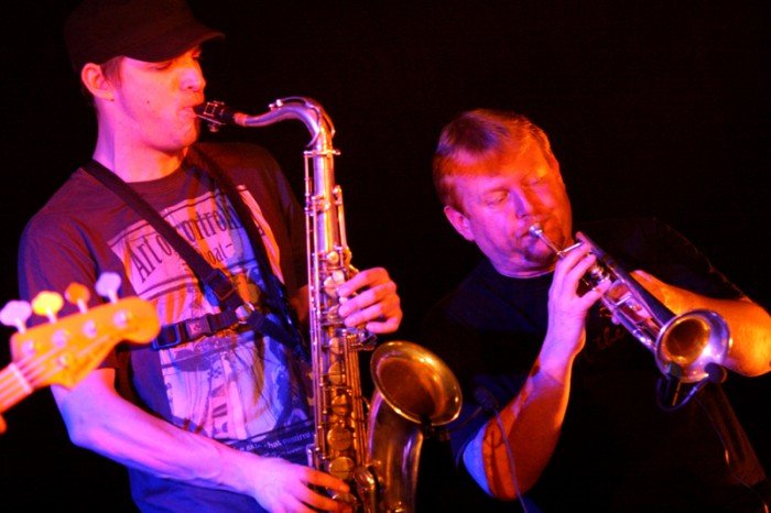 zagrali-przerazajaco-dobry-koncert-w-halloweenowy-wieczor-foto-42868