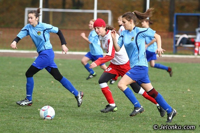 dwa-gole-brommer-w-hicie-jesieni-foto-42892
