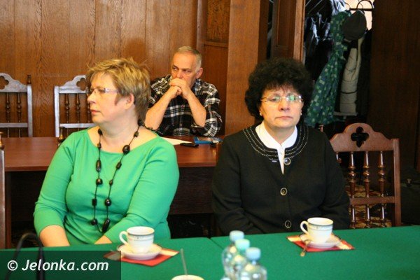 przewodnik-dla-gimnazjalistow-recepta-na-wyludnianie-sie-jeleniej-gory-foto-42967