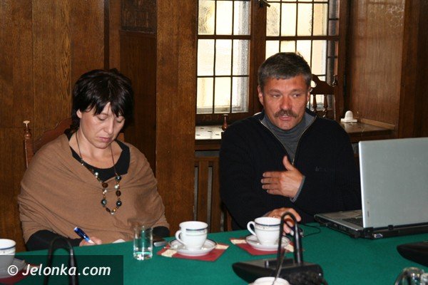 przewodnik-dla-gimnazjalistow-recepta-na-wyludnianie-sie-jeleniej-gory-foto-42967
