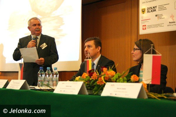 kooperacja-firm-na-miedzynarodowym-forum-w-jeleniej-gorze-foto-42989
