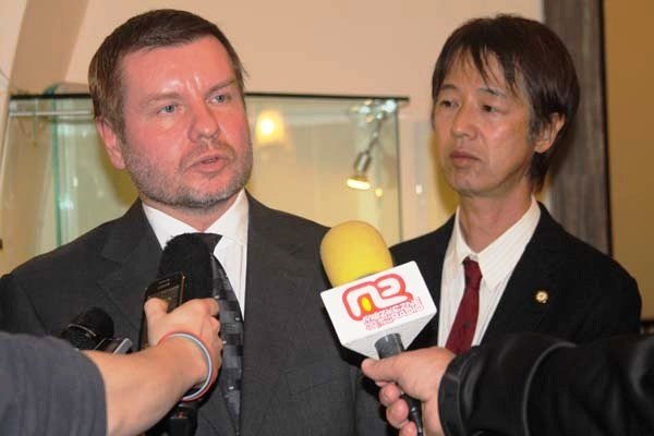 japonczycy-przekazali-jeleniej-gorze-sup-pokoju-42993