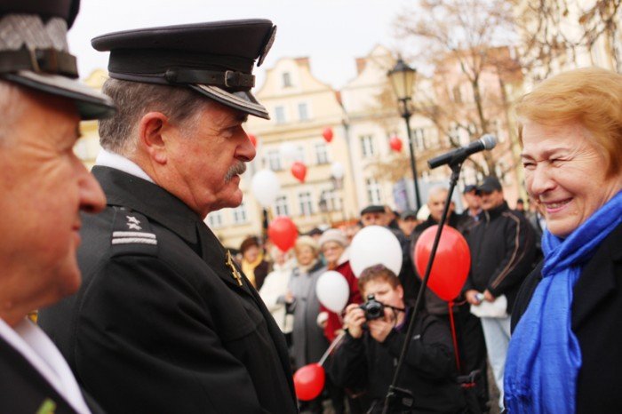 radosne-i-spokojne-obchody-dnia-niepodlegosci-foto-43029