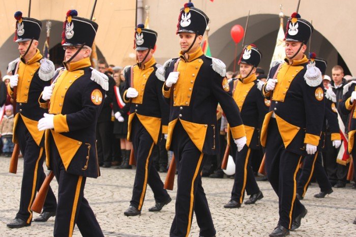 radosne-i-spokojne-obchody-dnia-niepodlegosci-foto-43029