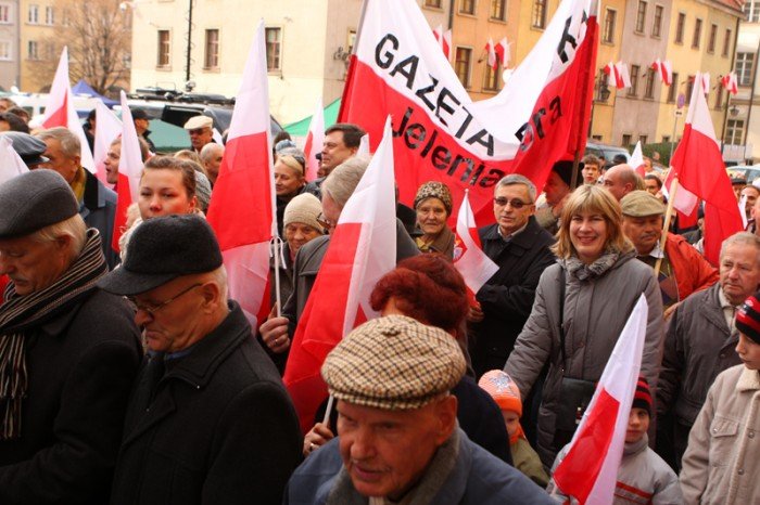 radosne-i-spokojne-obchody-dnia-niepodlegosci-foto-43029