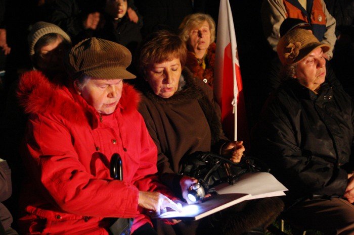 jeleniogorzanie-wzniecili-ogien-patriotyzmu-foto-43039