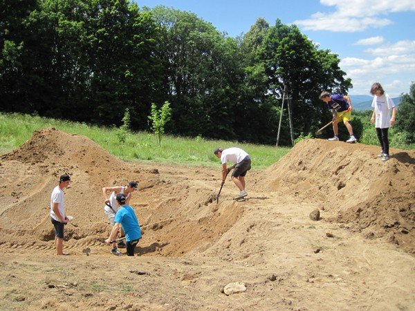 z-gruzu-przy-ul-widok-w-cieplicach-powstanie-dirt-park-foto-43076