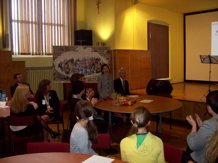 goscie-z-fundacji-goi-goscili-w-ekonomie-przywiezli-sup-pokoju-foto-43078