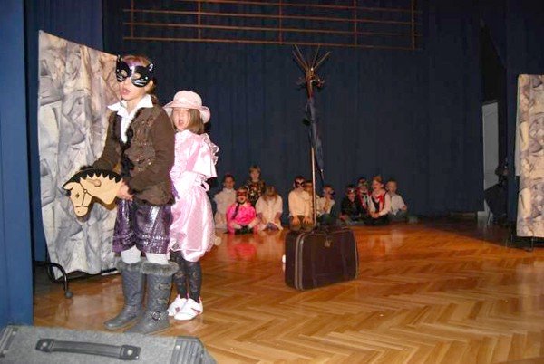 kon-by-sie-usmia-uhonorowany-na-festiwalu-teatralnym-w-kobierzycach-foto-43155