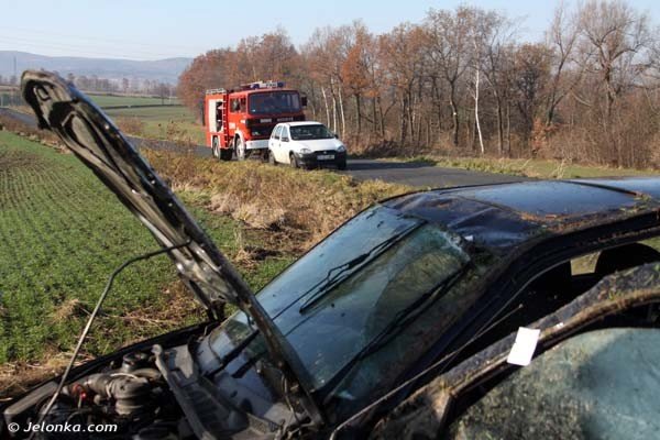 volkswagen-golf-dachowa-miedzy-rybnica-i-stara-kamienica-foto-43202