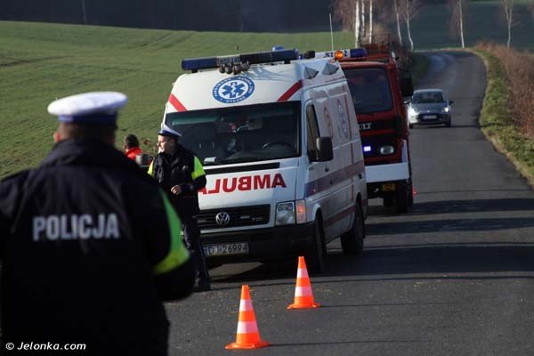 volkswagen-golf-dachowa-miedzy-rybnica-i-stara-kamienica-foto-43202