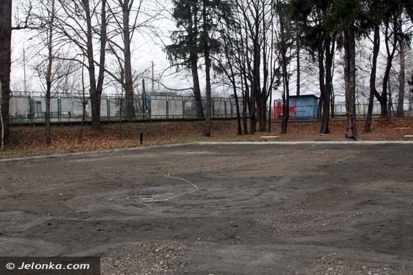 pyta-skate-parku-przy-ul-lubanskiej-z-poslizgiem-foto-43218